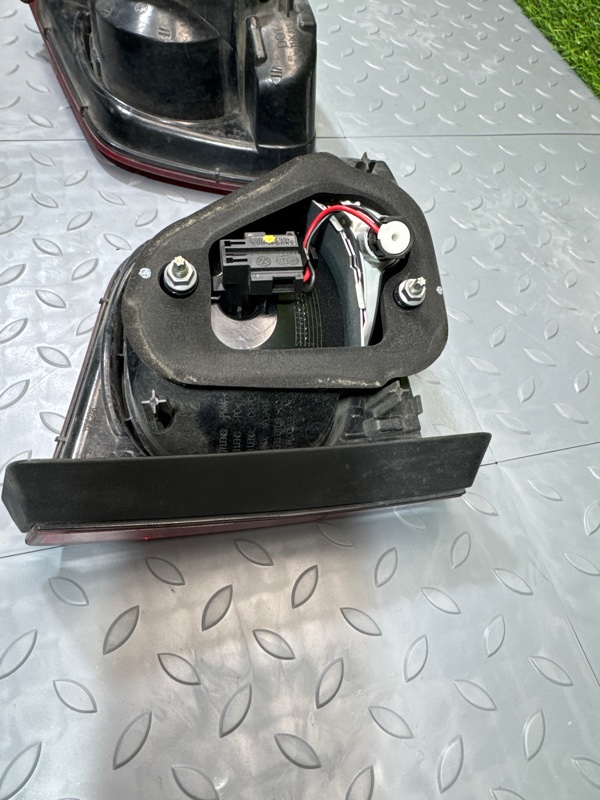 Фонарь, 2000 рублей, Санкт-Петербург