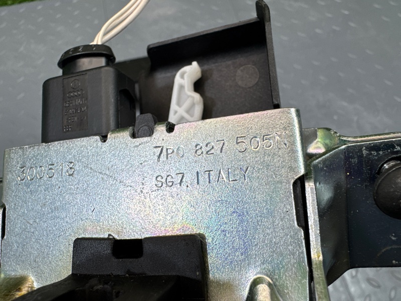 Замок багажника, 6500 рублей, Санкт-Петербург