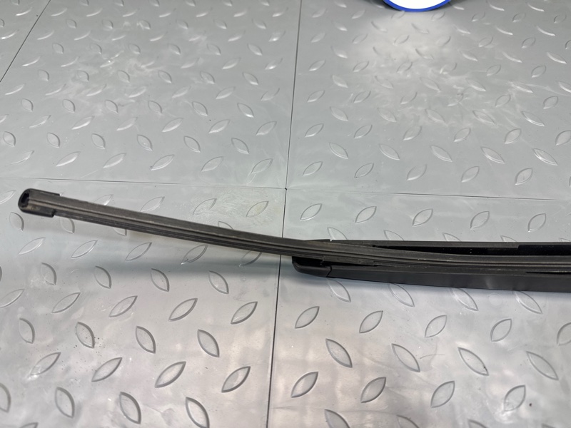 Поводок стеклоочистителя, 1500 рублей, Санкт-Петербург