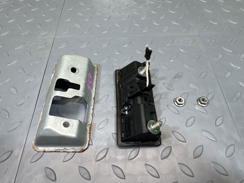 Кнопка открывания багажника, 1500 рублей, Санкт-Петербург