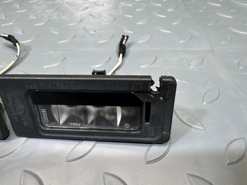 Фонарь подсветки номера, 1000 рублей, Санкт-Петербург