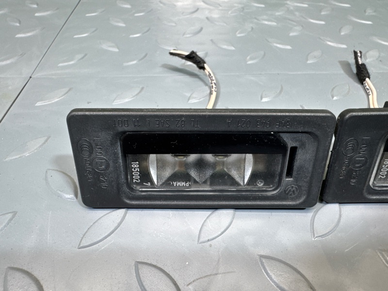 Фонарь подсветки номера, 1000 рублей, Санкт-Петербург