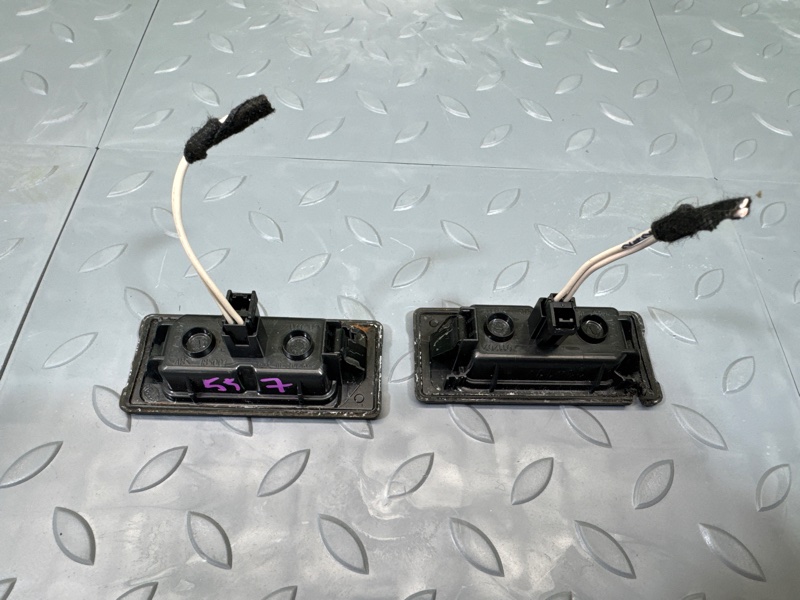 Фонарь подсветки номера, 1000 рублей, Санкт-Петербург