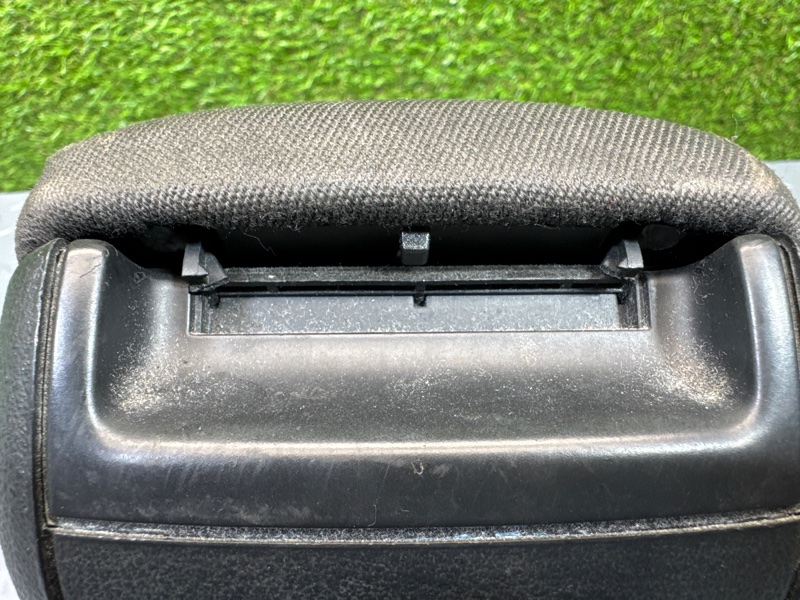 Подлокотник, 2000 рублей, Санкт-Петербург