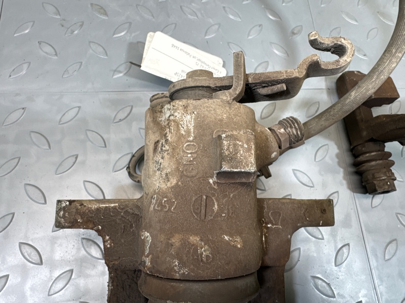 Суппорт тормозной, 5000 рублей, Санкт-Петербург