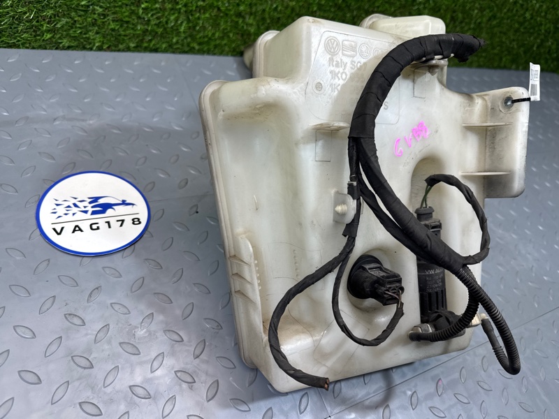 Бачок омывателя лобового стекла, 1500 рублей, Санкт-Петербург