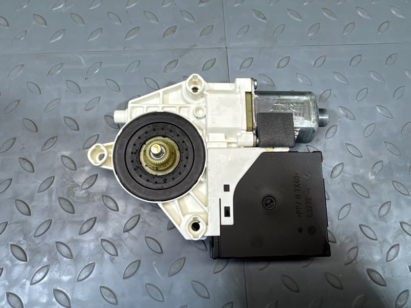 Моторчик стеклоподъемника, 1500 рублей, Санкт-Петербург