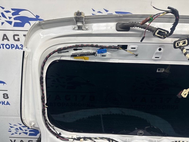 Дверь багажника, 28000 рублей, Санкт-Петербург