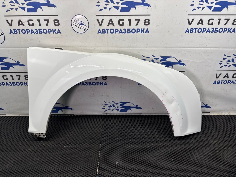 Крыло, 2000 рублей, Санкт-Петербург