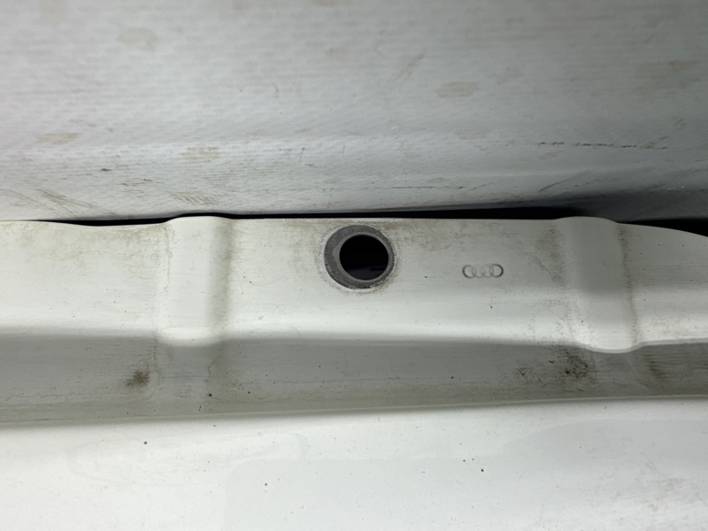 Крыло, 2000 рублей, Санкт-Петербург