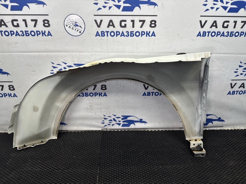 Крыло, 2000 рублей, Санкт-Петербург