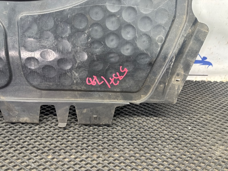 Пыльник двигателя, 1000 рублей, Санкт-Петербург