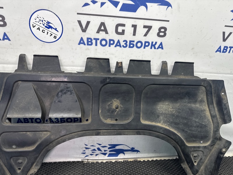 Пыльник двигателя, 1000 рублей, Санкт-Петербург