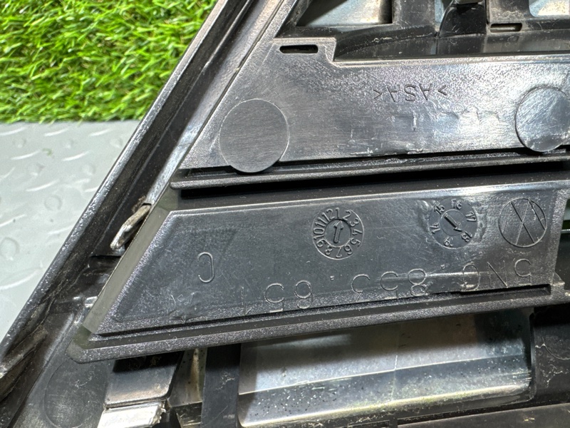 Решетка радиатора, 15000 рублей, Санкт-Петербург