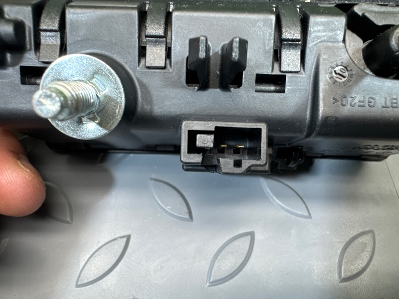 Кнопка открывания багажника, 4000 рублей, Санкт-Петербург