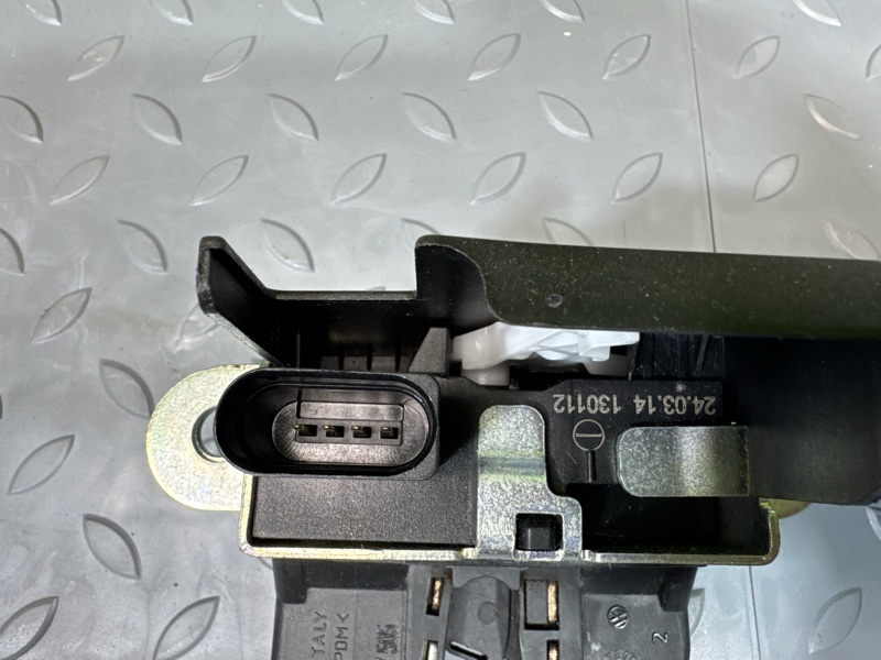 Замок багажника, 3500 рублей, Санкт-Петербург