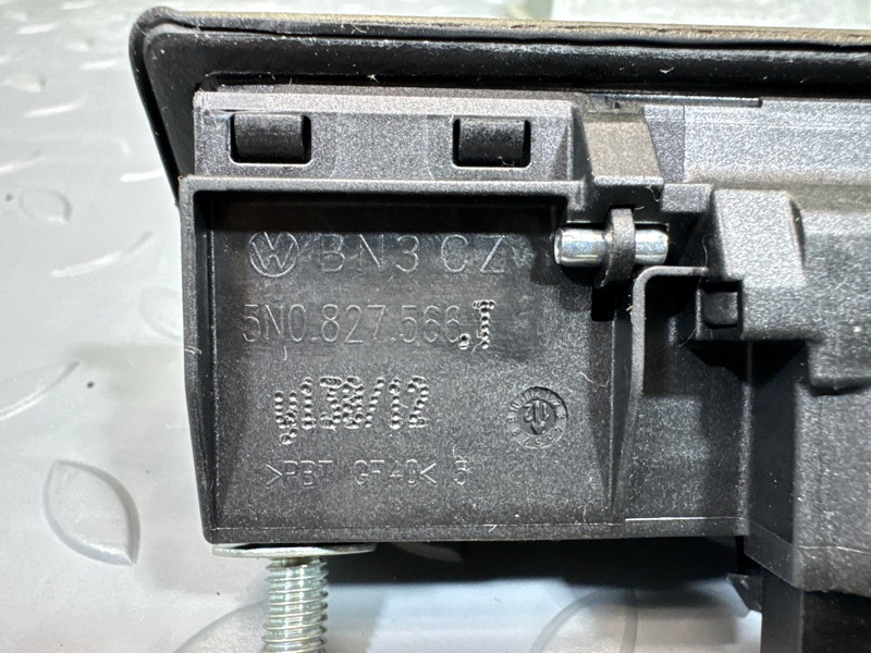 Кнопка открывания багажника, 1500 рублей, Санкт-Петербург