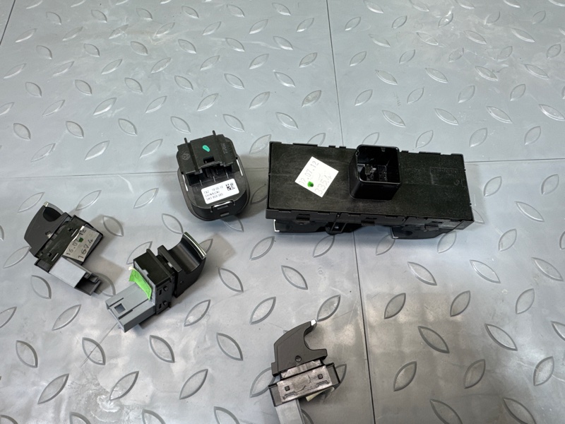 Блок управления стеклоподъемниками, 6000 рублей, Санкт-Петербург