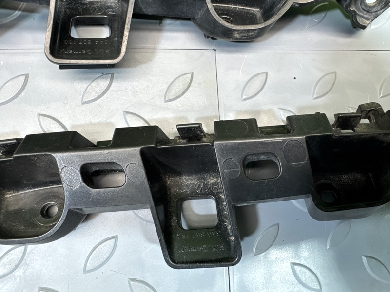 Направляющая бампера, 2000 рублей, Санкт-Петербург