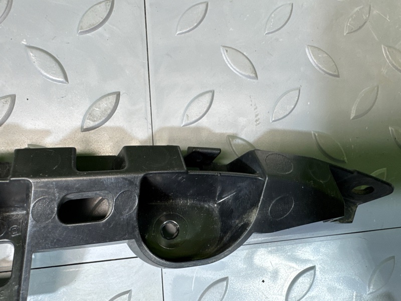 Направляющая бампера, 2000 рублей, Санкт-Петербург