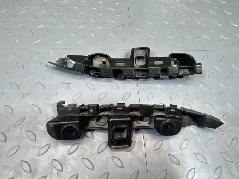 Направляющая бампера, 2000 рублей, Санкт-Петербург