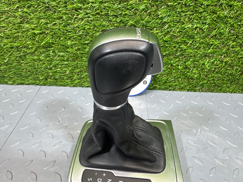 Чехол кулисы, 2000 рублей, Санкт-Петербург