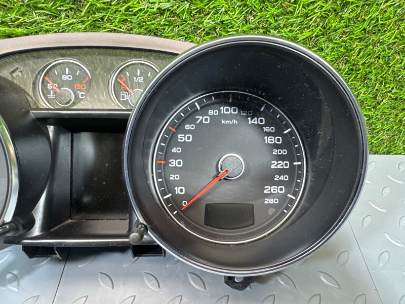 Панель приборов, 10000 рублей, Санкт-Петербург