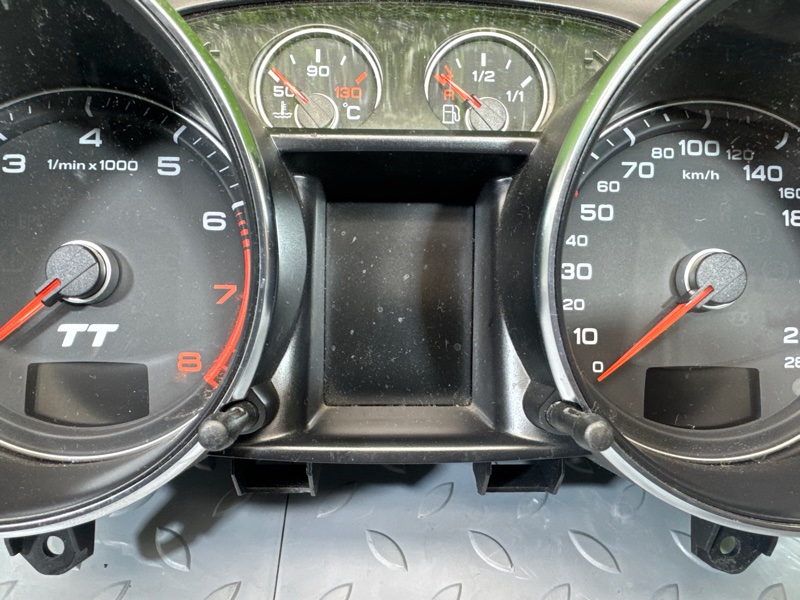 Панель приборов, 10000 рублей, Санкт-Петербург