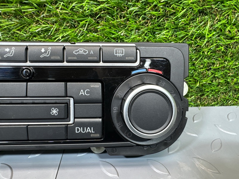 Блок управления климатом, 1000 рублей, Санкт-Петербург