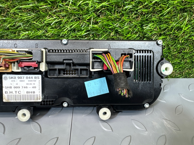 Блок управления климатом, 1000 рублей, Санкт-Петербург