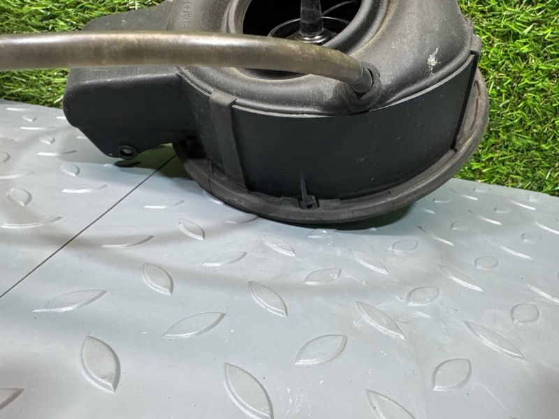 Лючок бензобака, 5500 рублей, Санкт-Петербург