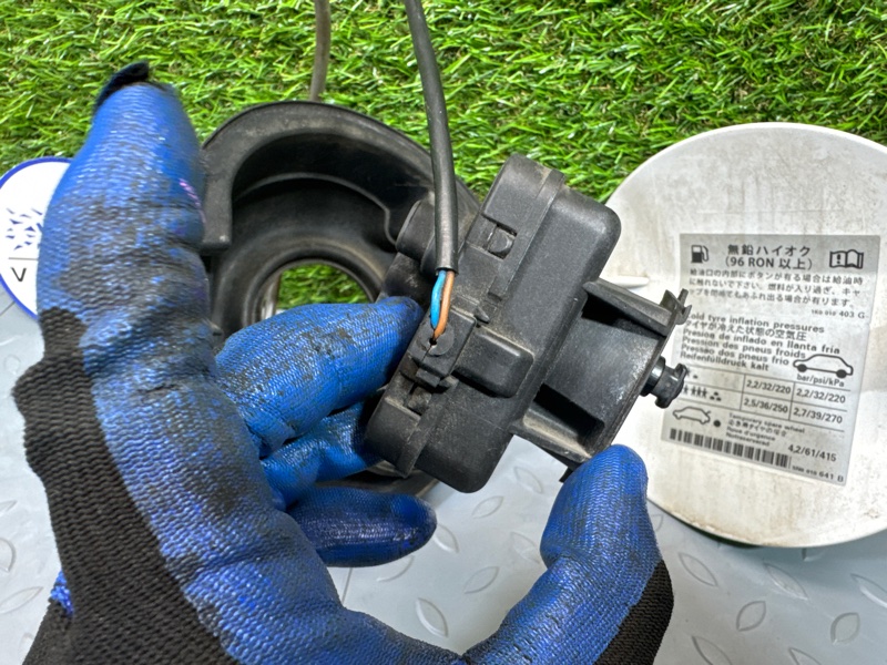 Лючок бензобака, 5500 рублей, Санкт-Петербург