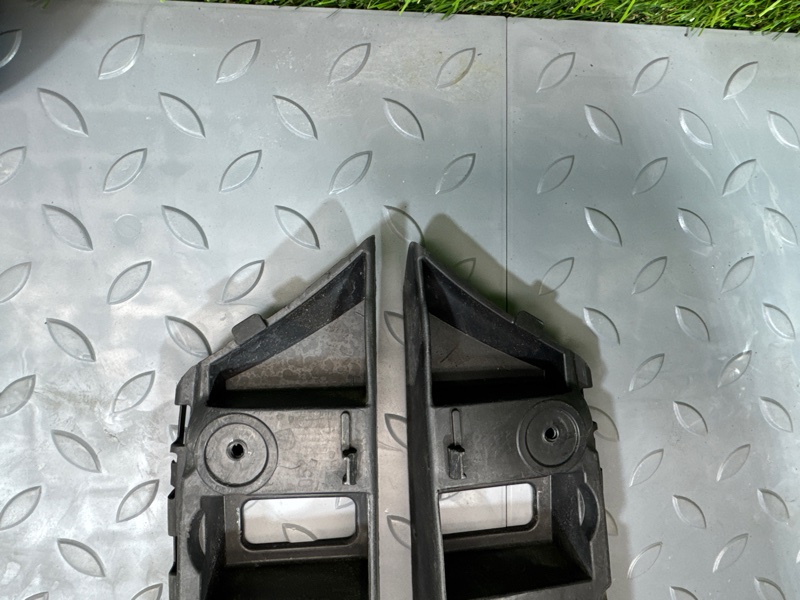 Направляющая бампера, 1500 рублей, Санкт-Петербург