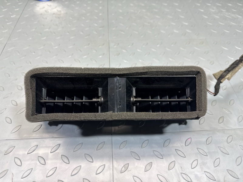 Дефлектор воздушный, 3200 рублей, Санкт-Петербург