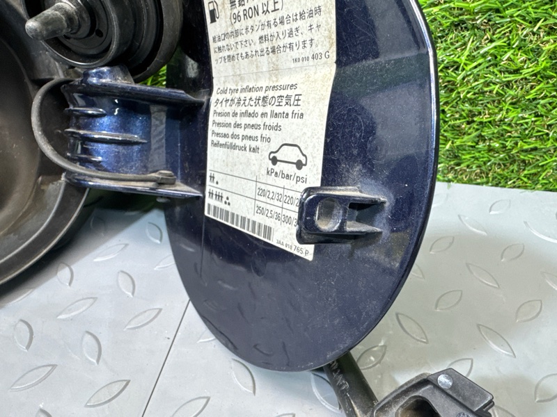 Лючок бензобака, 3000 рублей, Санкт-Петербург