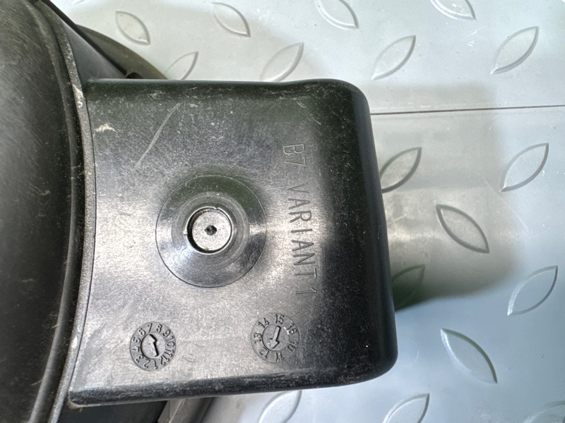 Лючок бензобака, 3000 рублей, Санкт-Петербург