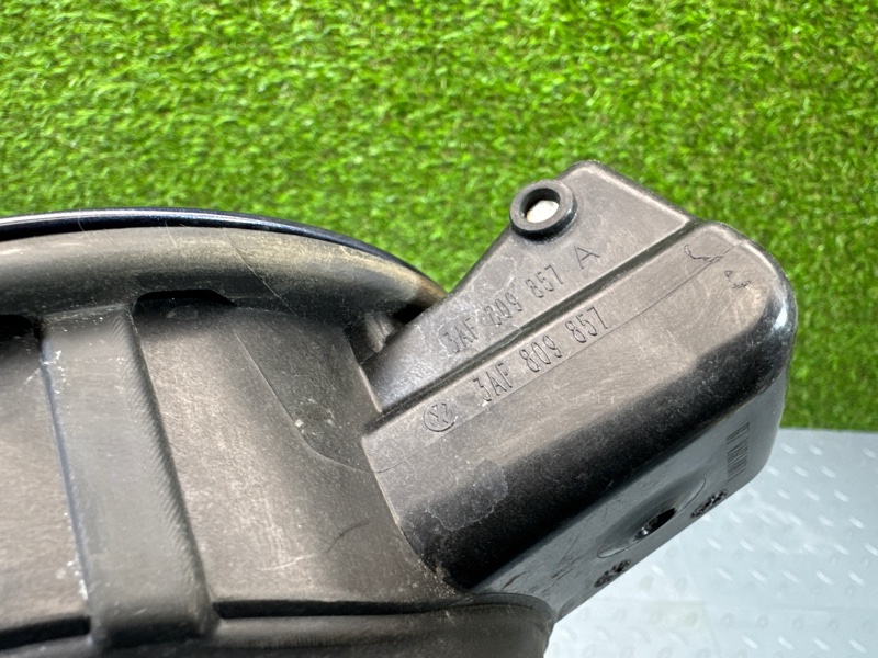 Лючок бензобака, 3000 рублей, Санкт-Петербург