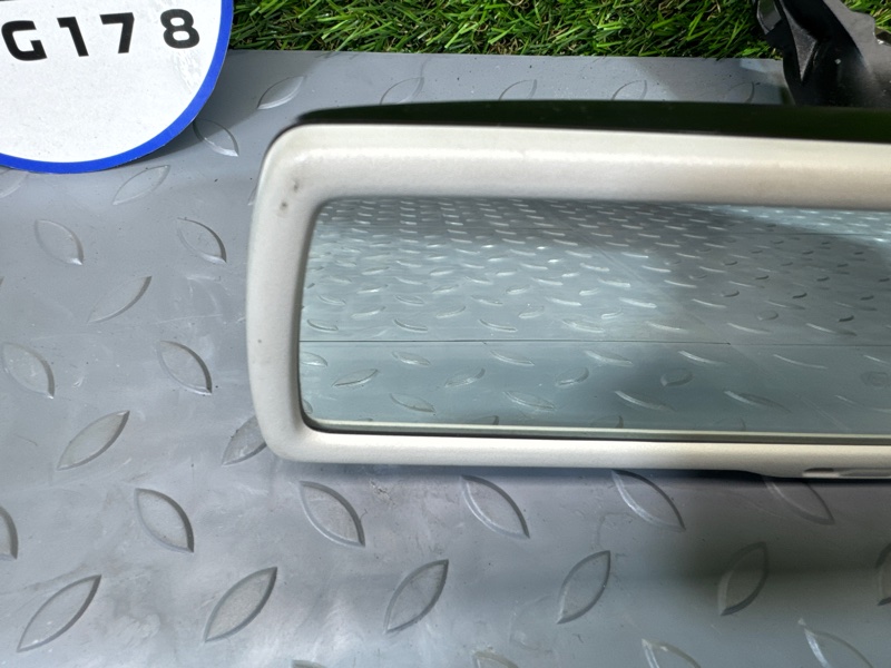 Зеркало салона, 1000 рублей, Санкт-Петербург