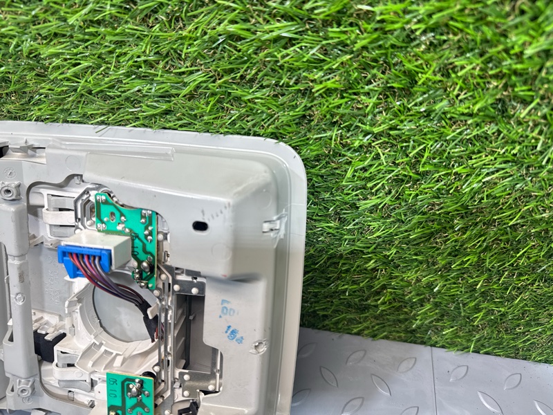 Плафон салонный, 4000 рублей, Санкт-Петербург