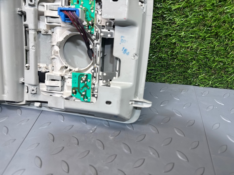 Плафон салонный, 4000 рублей, Санкт-Петербург