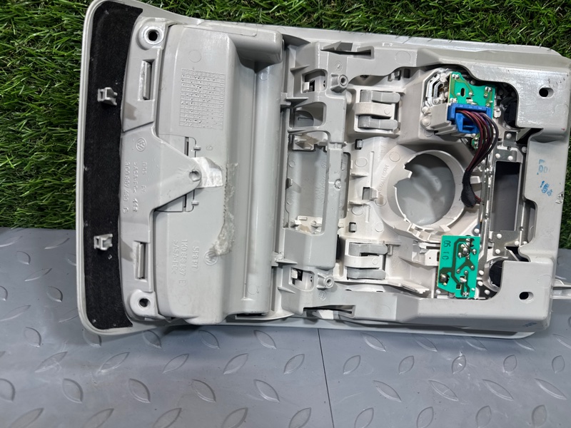 Плафон салонный, 4000 рублей, Санкт-Петербург