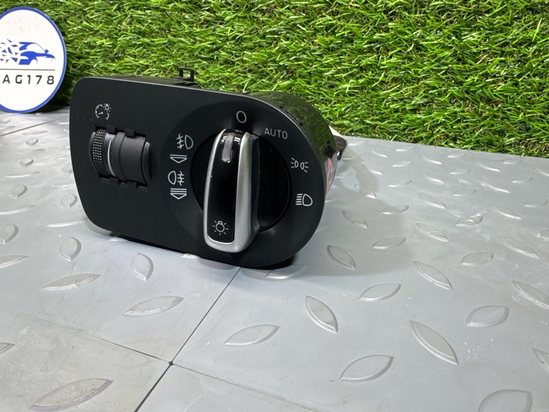 Переключатель света фар, 1000 рублей, Санкт-Петербург