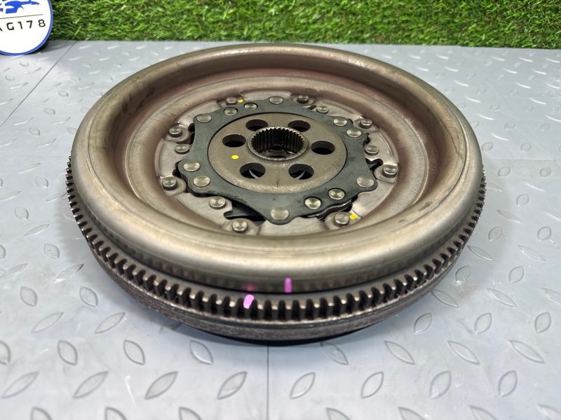 Маховик, 20000 рублей, Санкт-Петербург