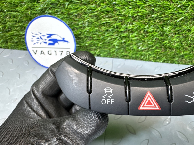 Блок кнопок, 1000 рублей, Санкт-Петербург