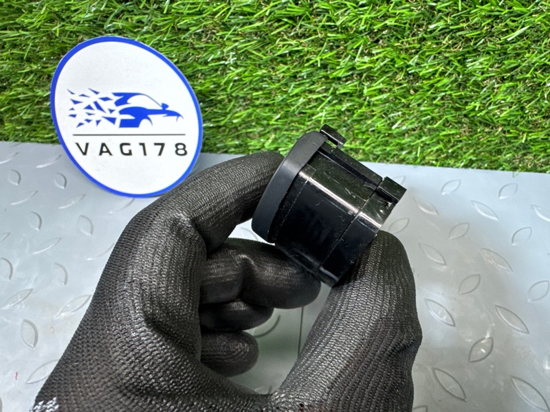 Блок кнопок, 1000 рублей, Санкт-Петербург