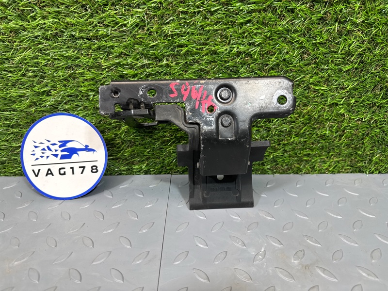 Крючок капота, 1000 рублей, Санкт-Петербург