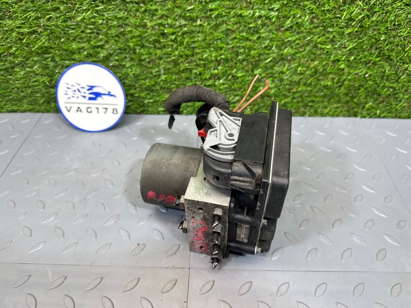 Блок ABS, 2000 рублей, Санкт-Петербург