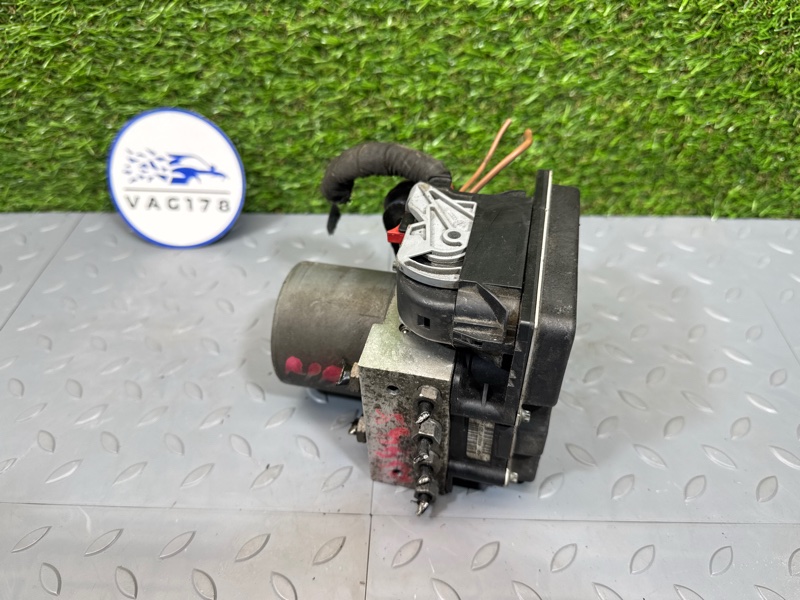 Блок ABS, 2000 рублей, Санкт-Петербург