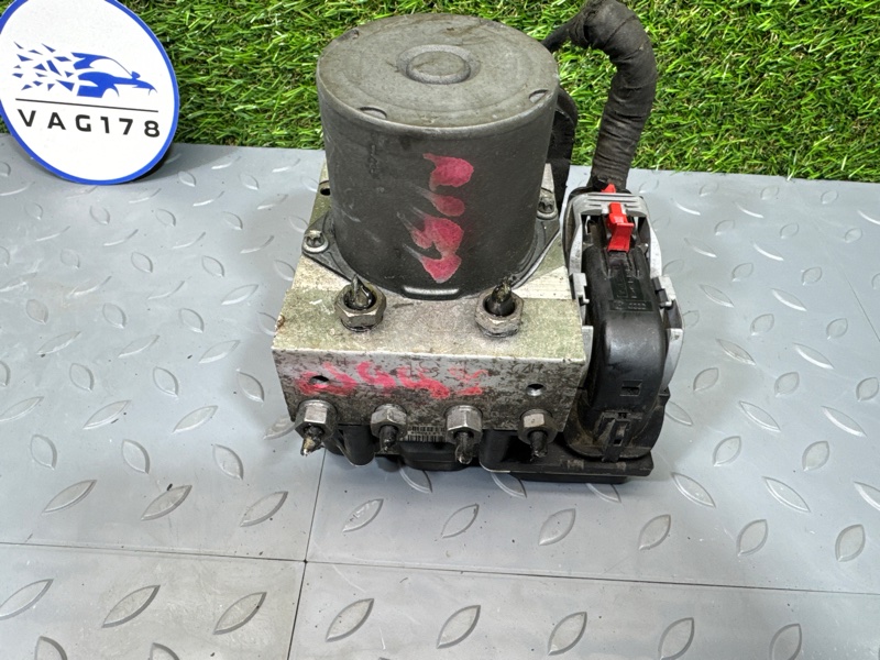 Блок ABS, 2000 рублей, Санкт-Петербург