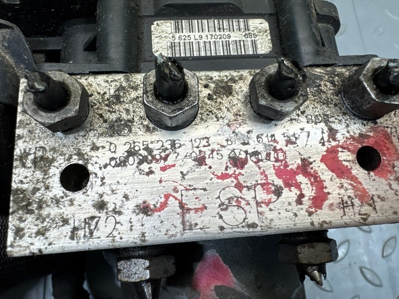 Блок ABS, 2000 рублей, Санкт-Петербург